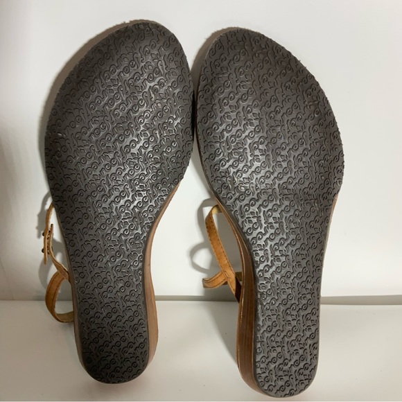 Reef Multi-Color Jewel Beads Between Toe Brown Ankle Strap Sandals Snap Closure. - Picture 15 of 16